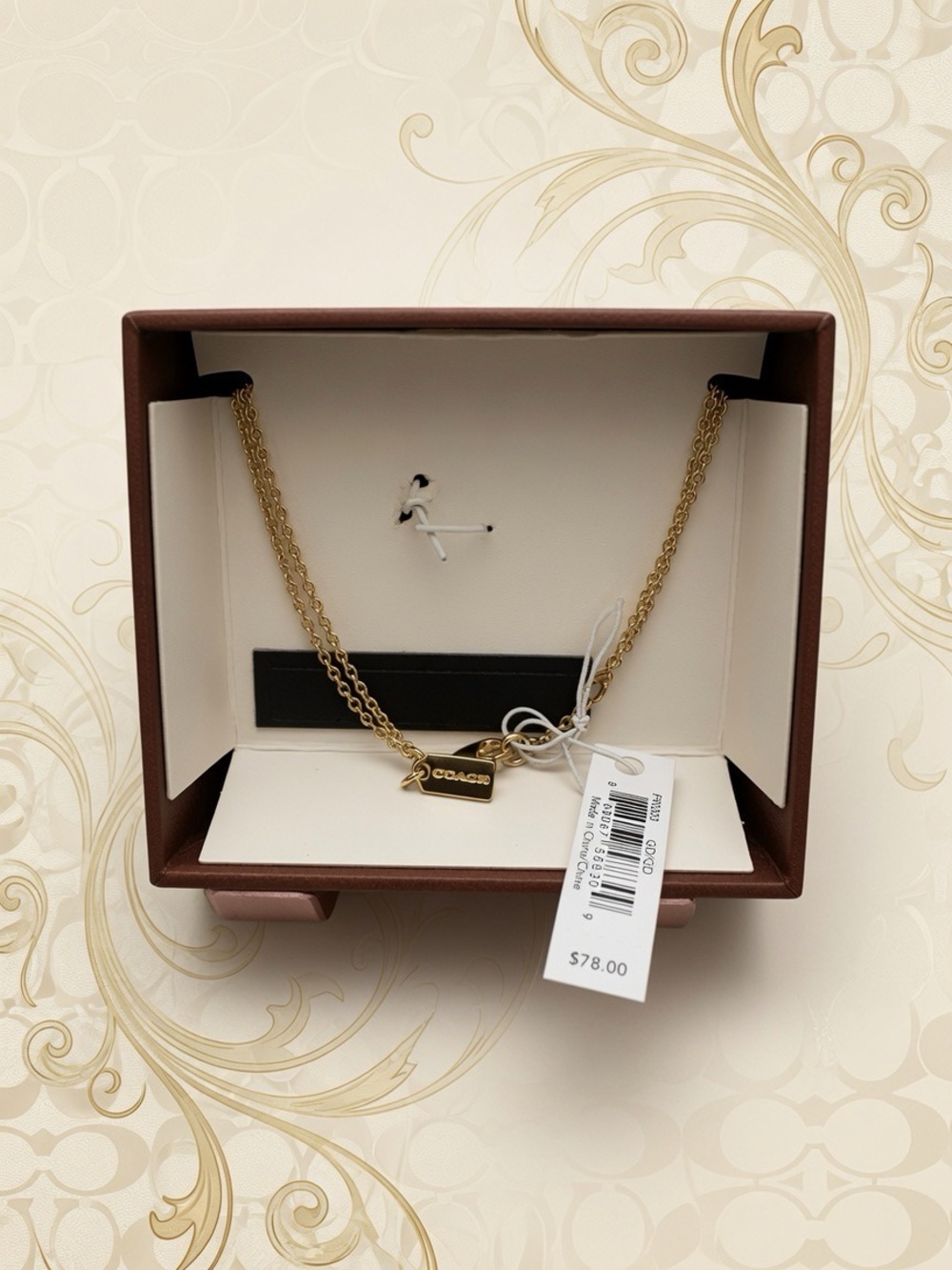 Coach Gold Open Circle Pendant Necklace w/ Crystals Adjustable 16-18” - Picture 4 of 4